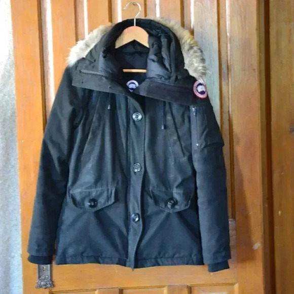 Authentic Canada Goose  Jacket - Picture 1 of 16